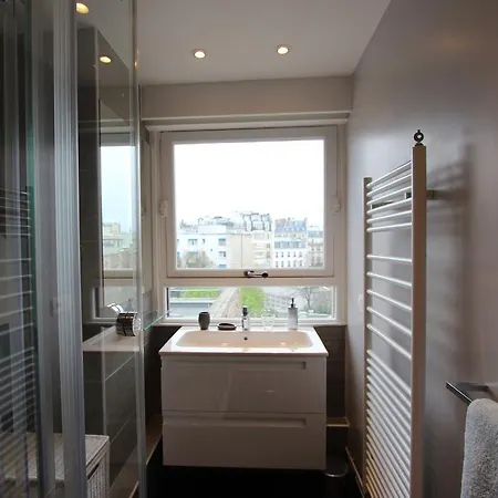 Apartment Luxury Flat With Eiffel Tower View
